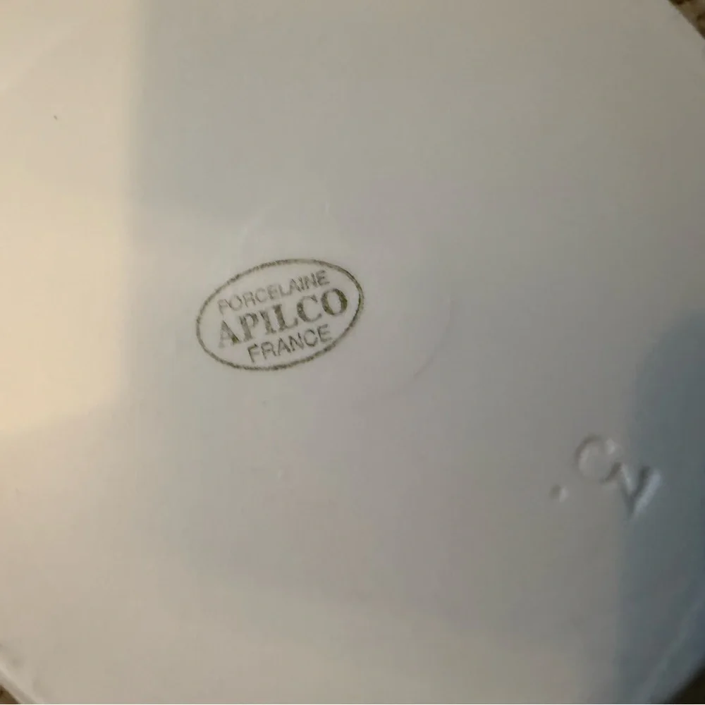 APLICO France Round Ribbed Soufflé Dish 4.5” French Country Farmhouse